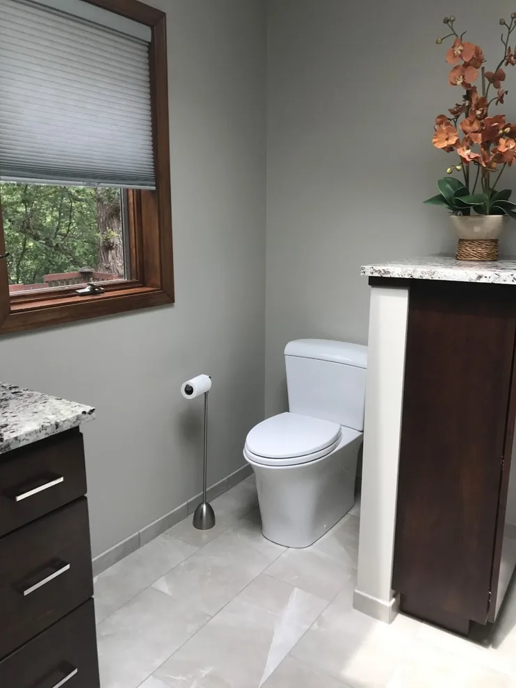 Mostak Restroom Design by Interior Design Solutions - Photo 3