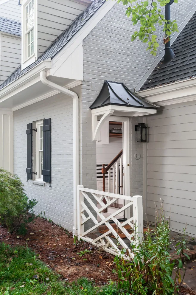 Nancy Creek in Atlanta by Molly Trost Interior Design - Photo 4