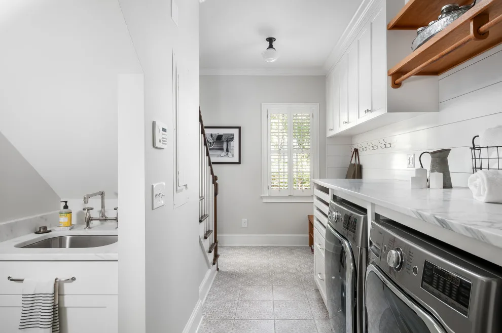 Nancy Creek in Atlanta by Molly Trost Interior Design - Photo 2