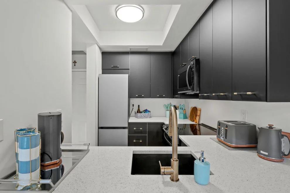 Naples Florida Condominium Initiative by Kate Grzymala Design - Photo 12