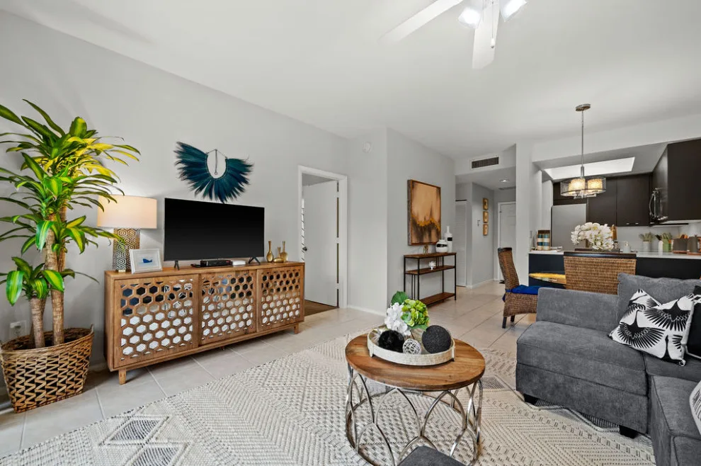 Naples Florida Condominium Initiative by Kate Grzymala Design - Photo 10