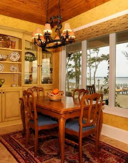 Hampton House Interiors, LLC - Photo 14