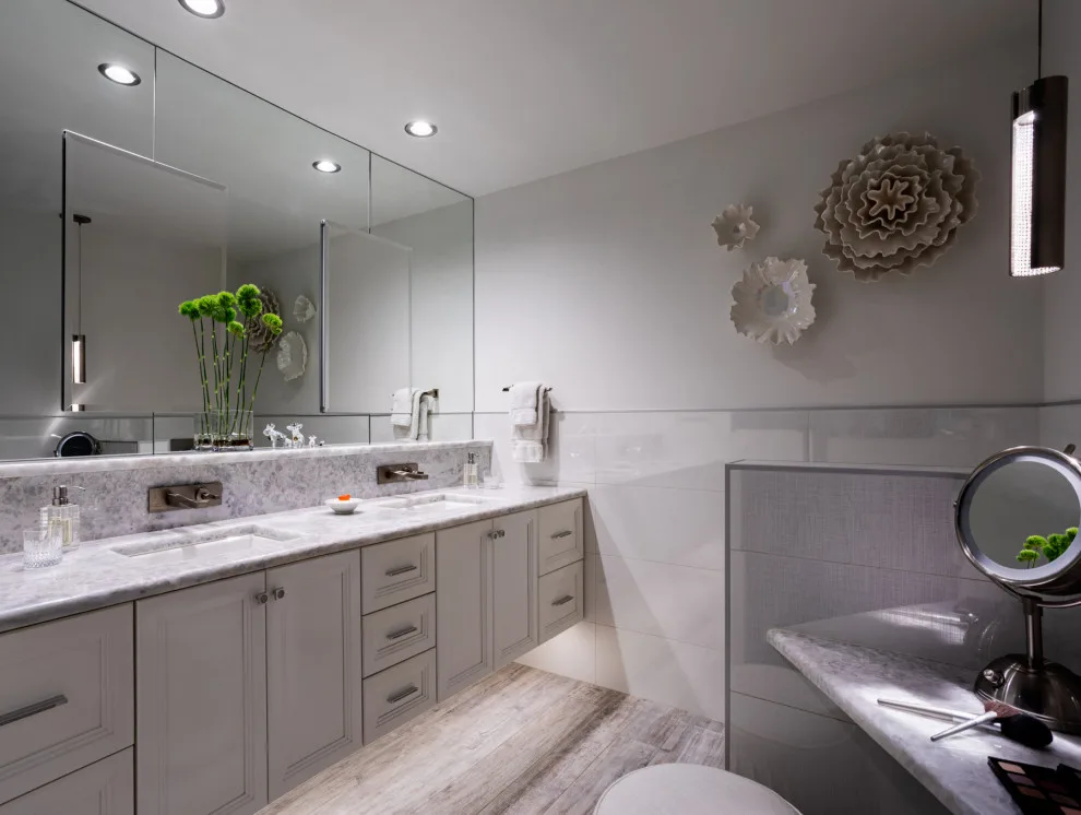 Contemporary Home Renovation in New Haven County by Barbara Block Interiors - Photo 21