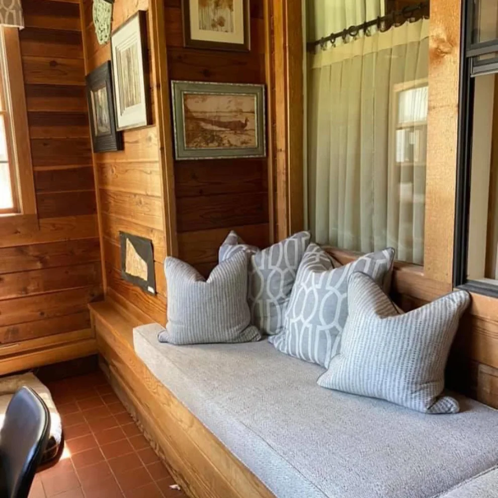 Rustic Retreat Workspace by Melanie Leeds Design - Photo 4