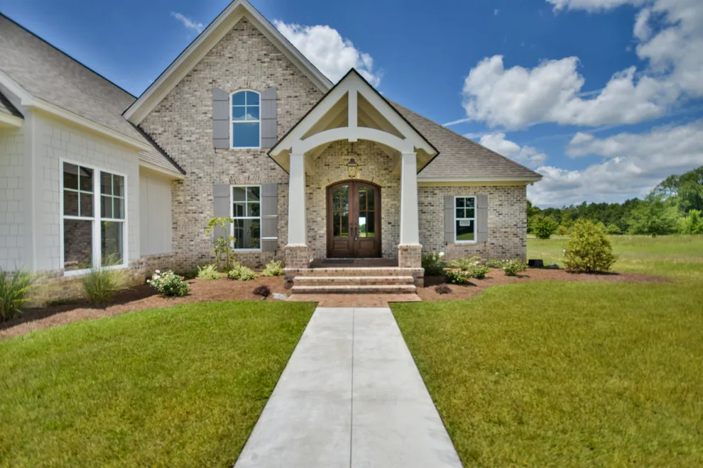 Florence, SC - Brick Exterior Shaker Style Construction by Pat Miller Baker Interior Designs - Photo 17