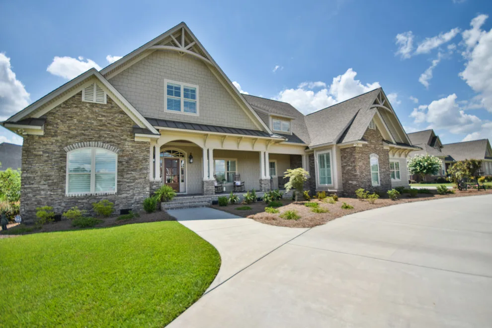 Florence, SC Shaker Style Building by Pat Miller Baker Interior Designs - Photo 5