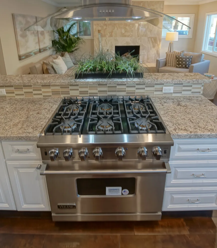 Newport Beach Duplex Staging by Avenue A Interiors - Photo 13