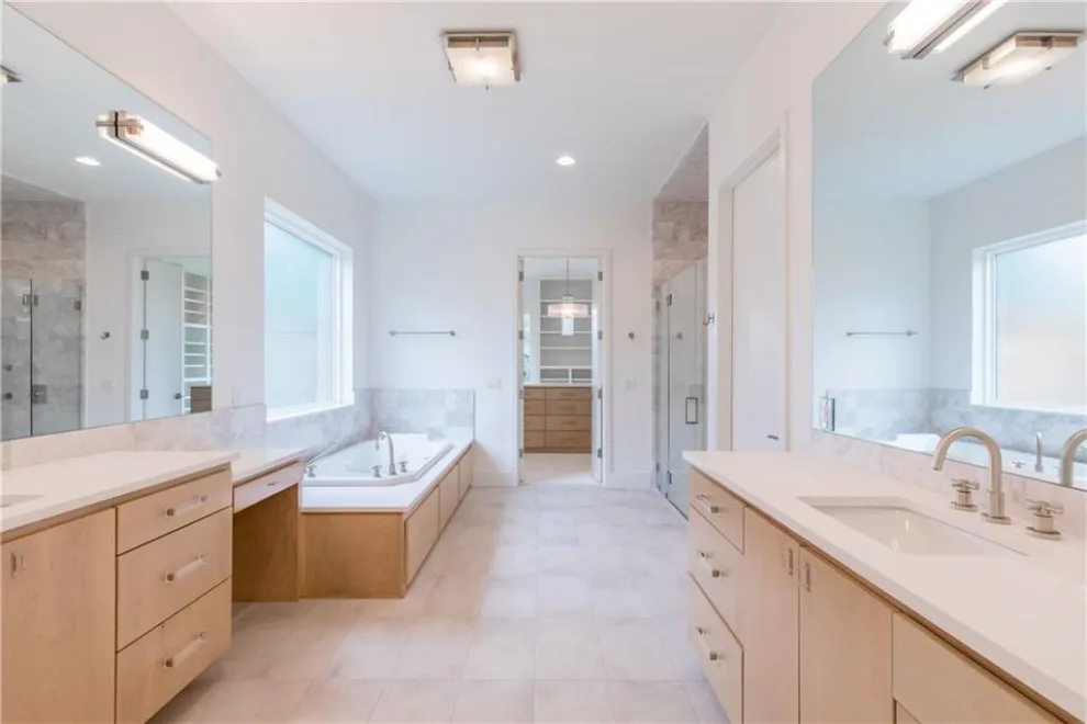 Custom Home in Nichols Hills by Kirby Home Designs - Photo 6