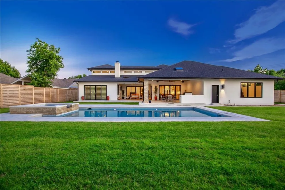 Custom Home in Nichols Hills by Kirby Home Designs - Photo 24