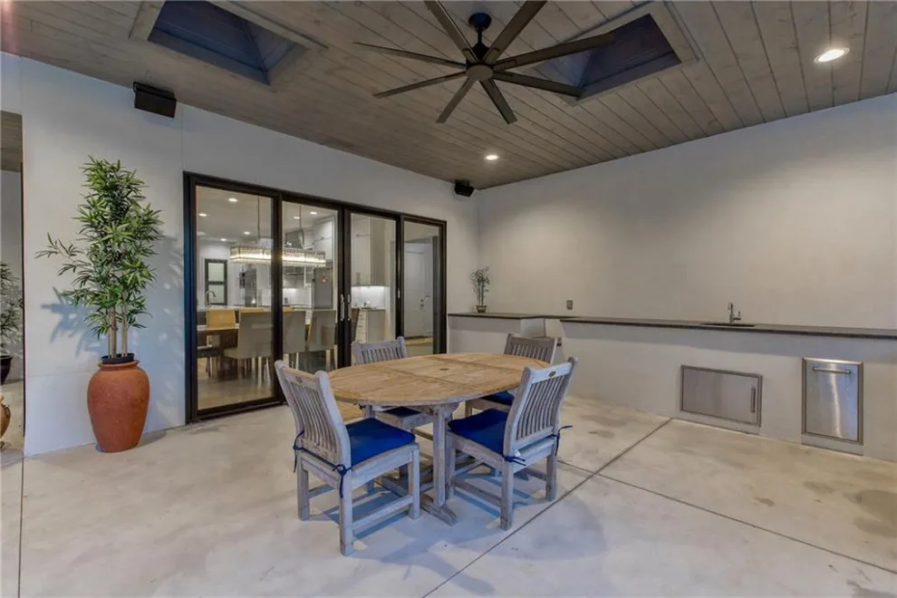 Custom Home in Nichols Hills by Kirby Home Designs - Photo 15