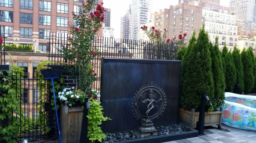 New York Plantings Landscape Lighting by NY Plantings Irrigation And Landscape Lighting - Photo 9