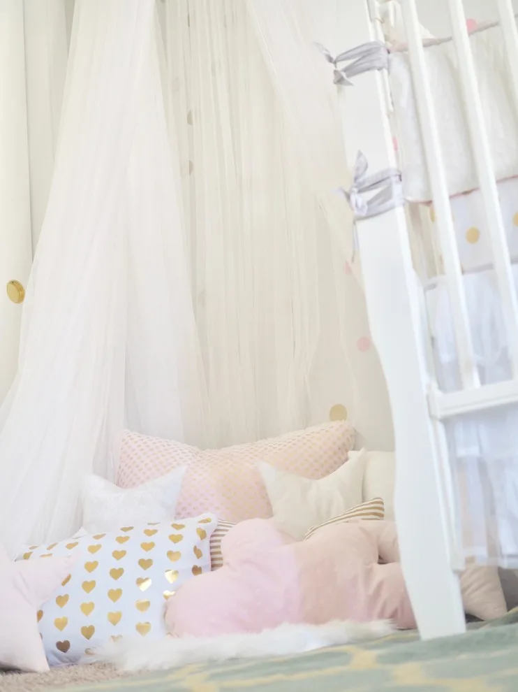 Girls' Baby Room by ParcelHouse Design, Inc - Photo 3