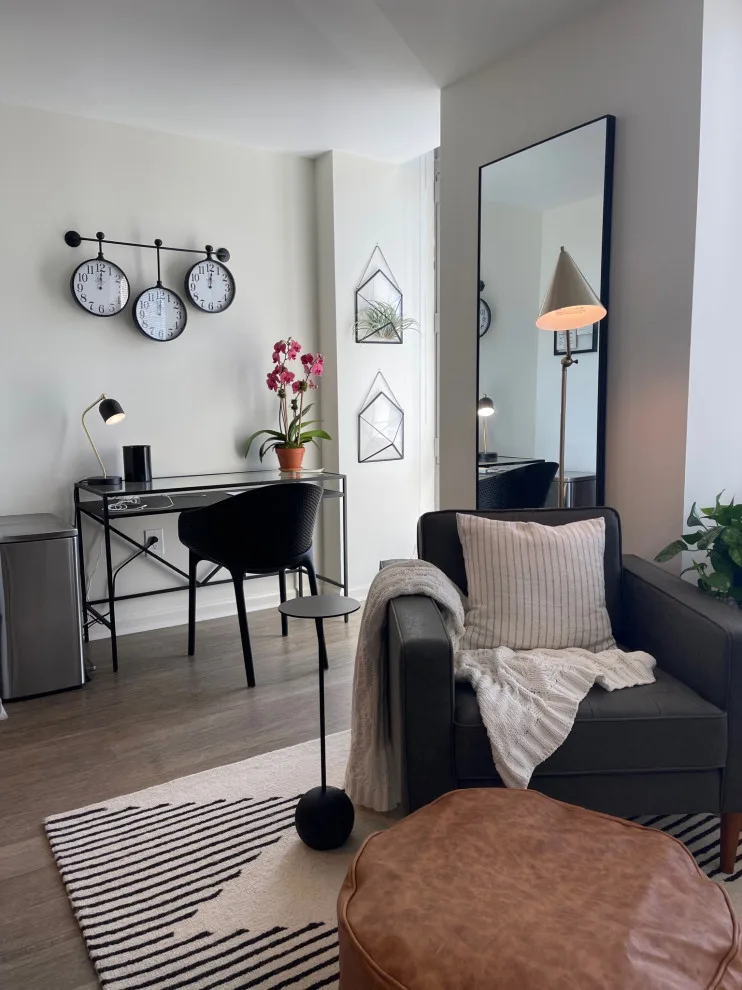 Penthouse Apartment in NYC Studio by Luv Ur Space - Photo 3