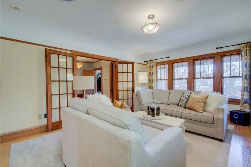 Milwaukee WI Occupied Home Staging by Eclectic Edge Interiors - Photo 3