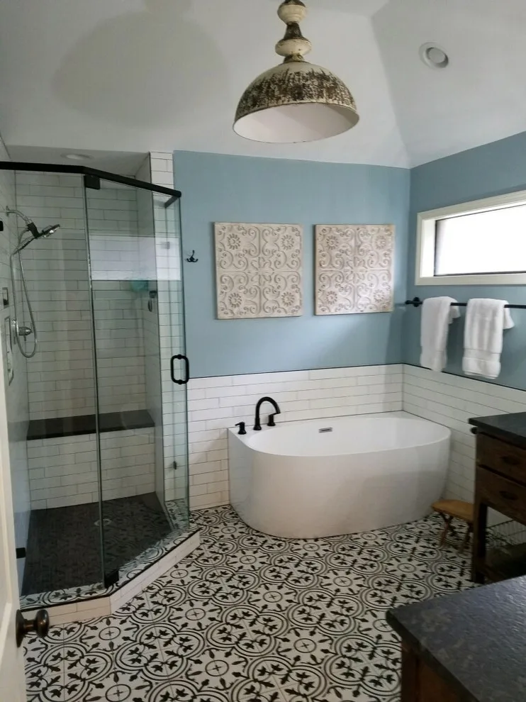 Thistle Pointe Cove Primary Bathroom by R & E Remodeling - Photo 8