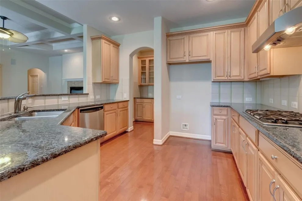 Eternal Kitchen Renovation by Texan Builder Operations - Photo 3