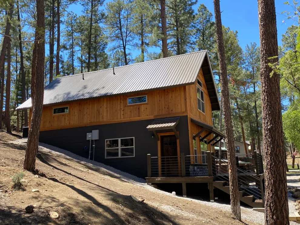 Small Mountain Cottages by Baudo Builds - Photo 5