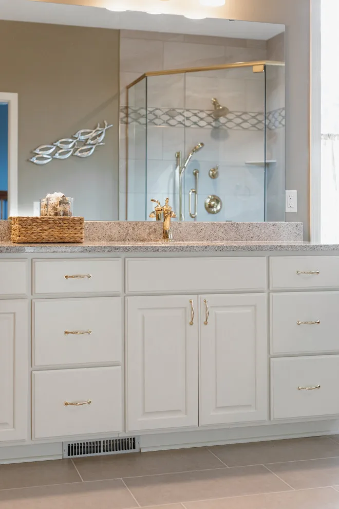 Towering Oaks Luxury Suite by Bellepar Homes LLC - Photo 10