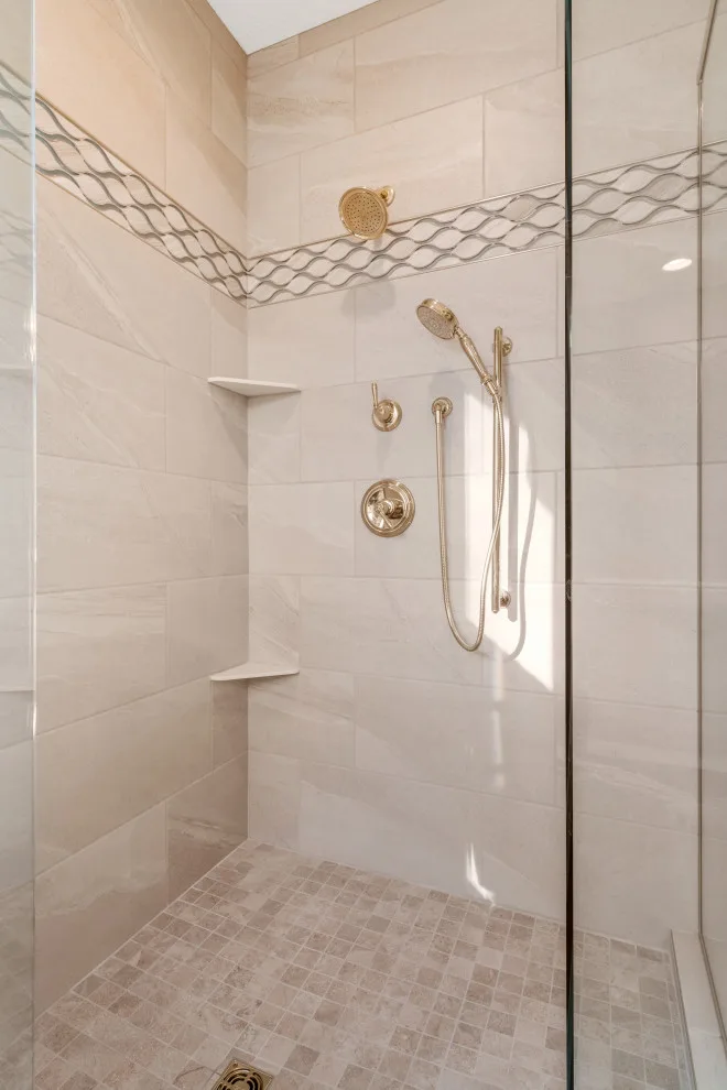 Towering Oaks Luxury Suite by Bellepar Homes LLC - Photo 14