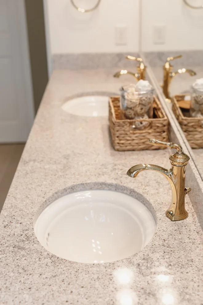 Towering Oaks Luxury Suite by Bellepar Homes LLC - Photo 15