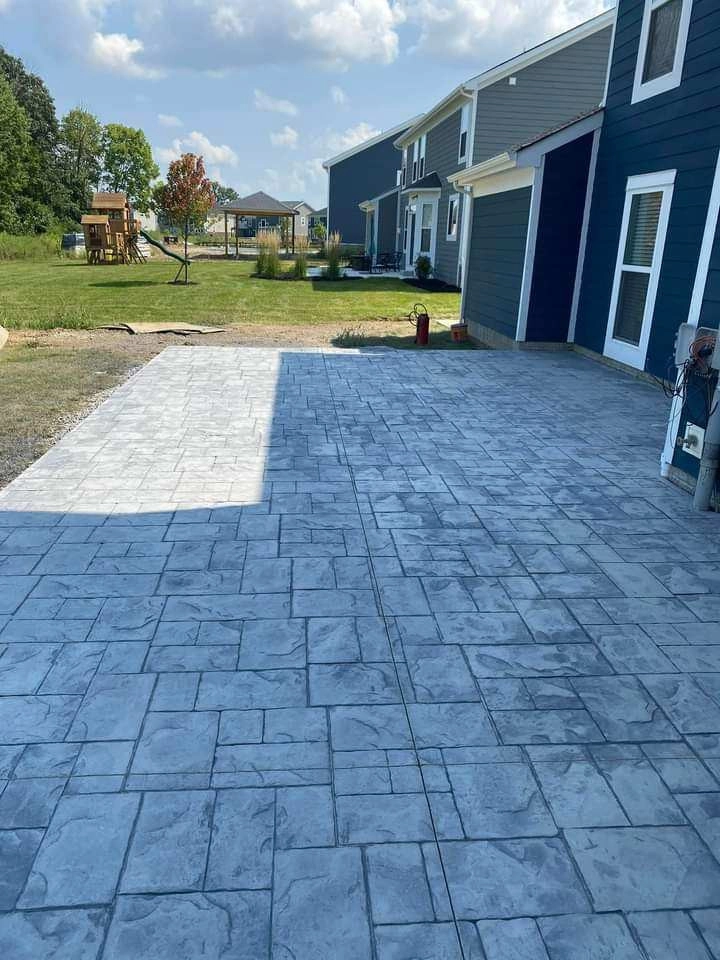 Custom Pavers by Oasis Turf & Hardscape - Photo 4
