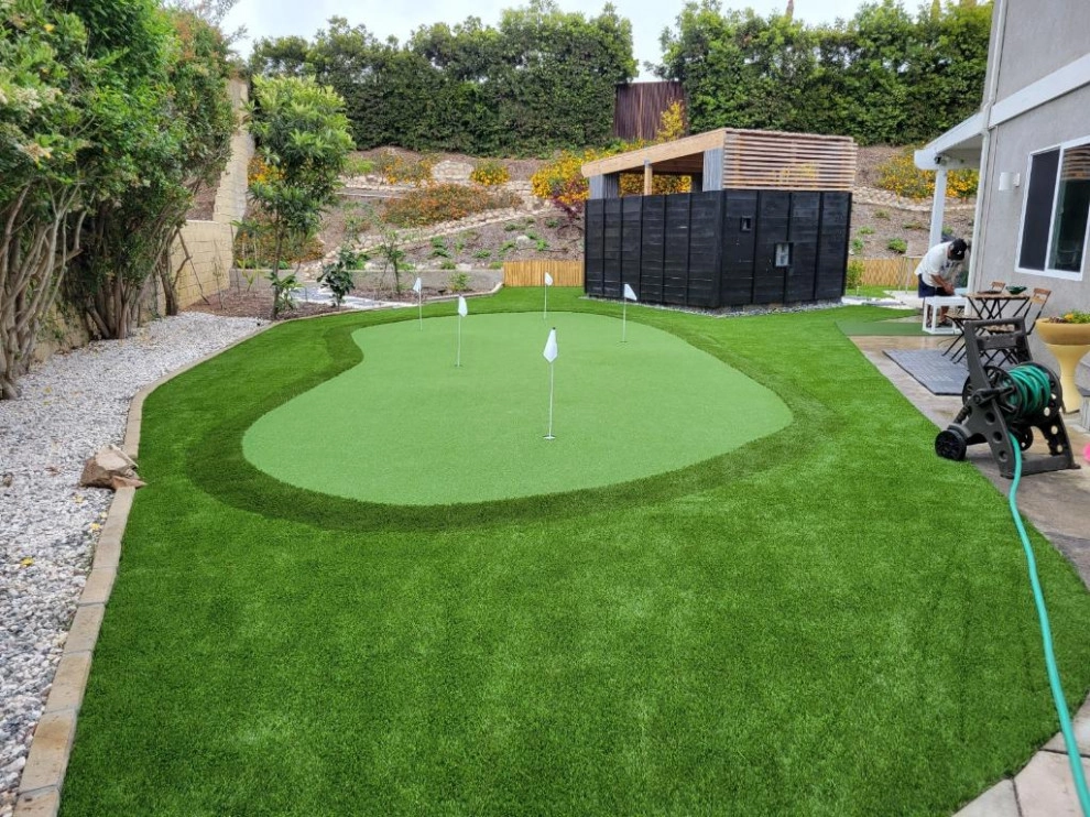 Fore!!! Beautiful Custom Putting Greens by Oasis Turf & Hardscape - Photo 5