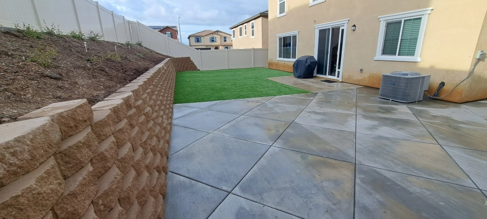 Oasis Turf & Hardscape - Photo 10