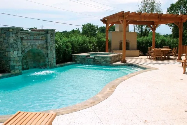 Classic Residence in Tulsa, OK by Rogers & Associates - Photo 2