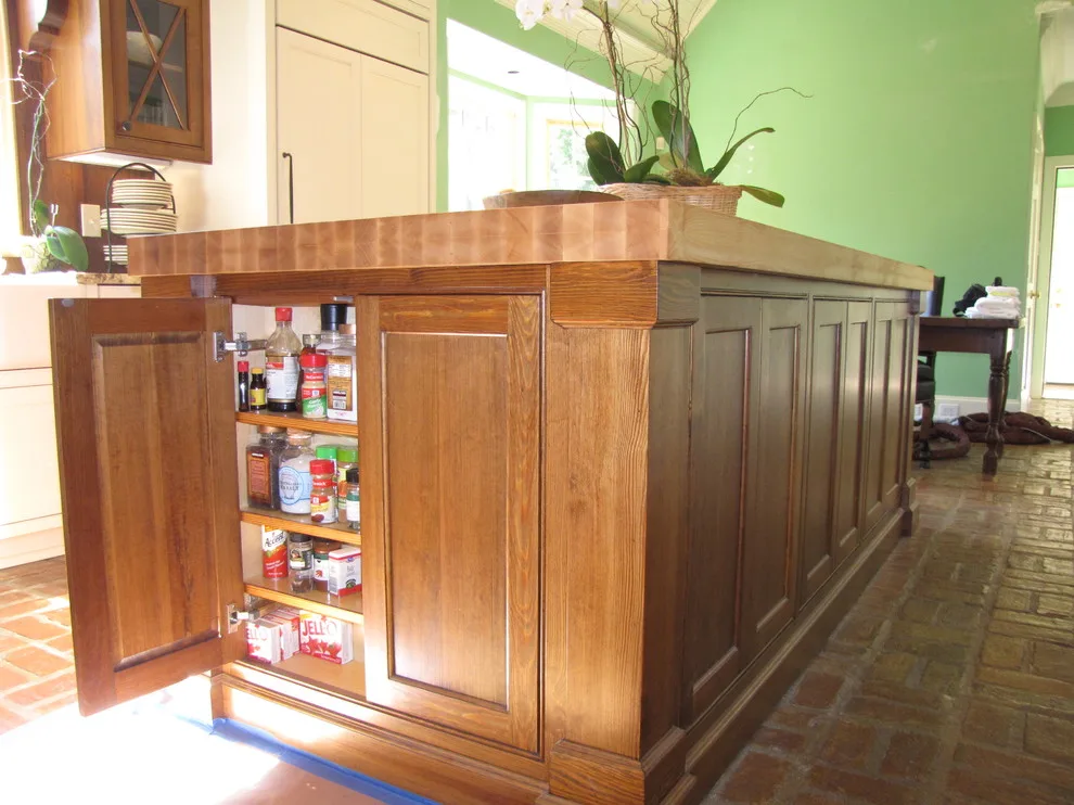 Classic Kitchen - Bespoke Cabinets by Crippen Woodworks - Photo 14