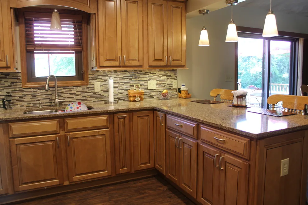 Classic HVL Kitchen by JDC Remodeling, LLC - Photo 2