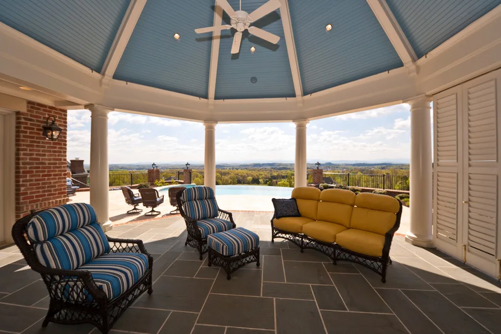 Classic Home with Infinite Pool by FE Trainer Construction, Inc - Photo 2
