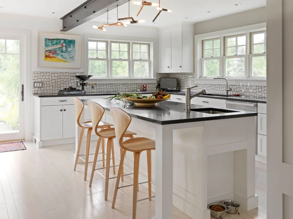 Serene Meadow Residence by Donald P. Blake Jr., Inc. - Photo 3
