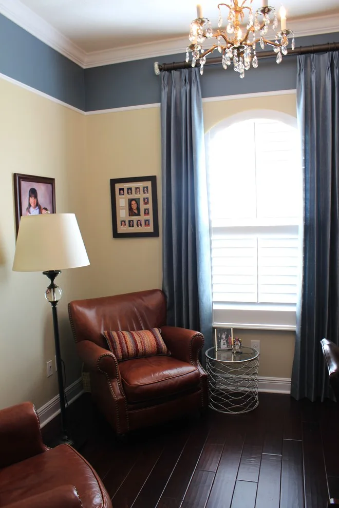 Transitional Housing by Trinity Custom Homes - Photo 3