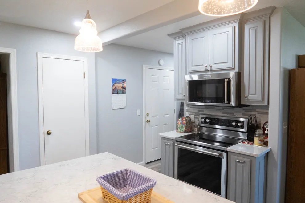 Kitchen Renovation for Transitioning Spaces by Home Renew - Photo 9