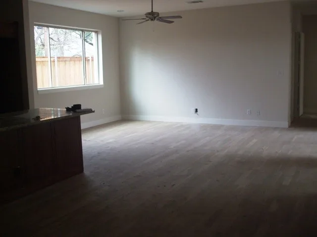 Hendrix Custom Homes - Photo 5