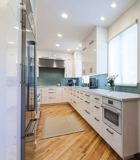 Fluid Open Kitchen Design by Century Interiors Inc - Photo 6