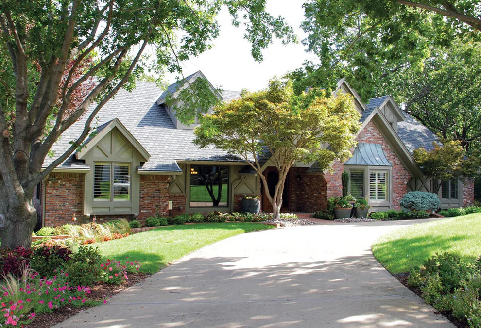 Philcrest's Tudor Ranch Revitalized by The Buckingham Group - Photo 2