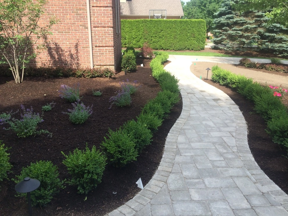 Rochester Hills Residence by Outdoor Expressions, Inc. - Photo 5