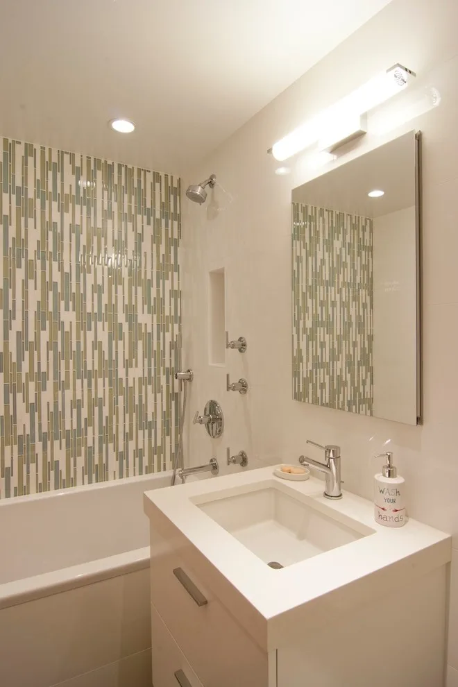 East Side Highrise Apartment by Grandeur Hills Group,Inc. - Photo 9