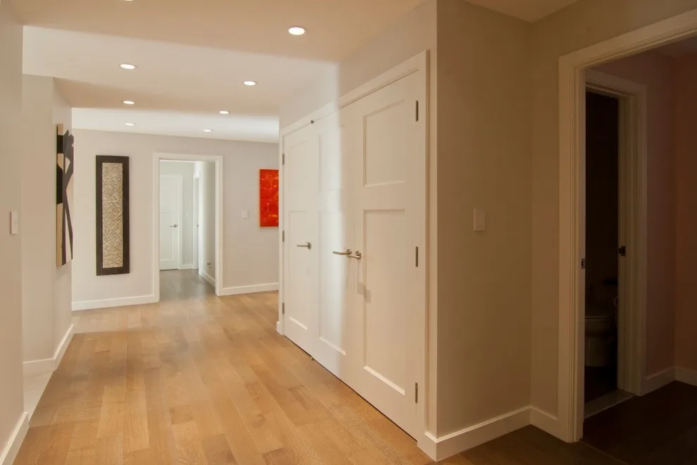 East Side Highrise Apartment by Grandeur Hills Group,Inc. - Photo 15