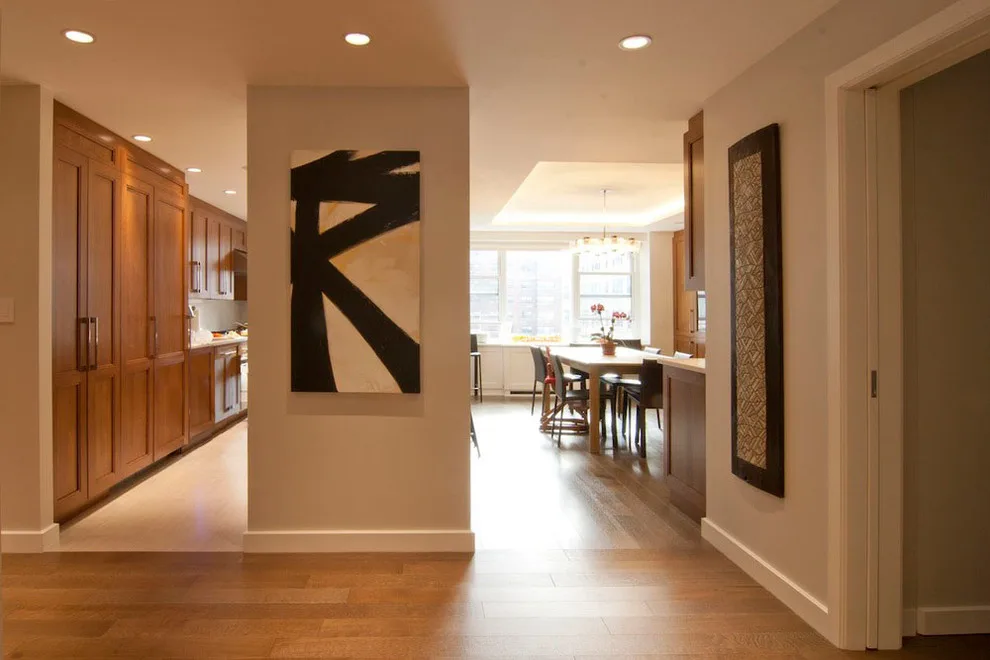 East Side Highrise Apartment by Grandeur Hills Group,Inc. - Photo 2