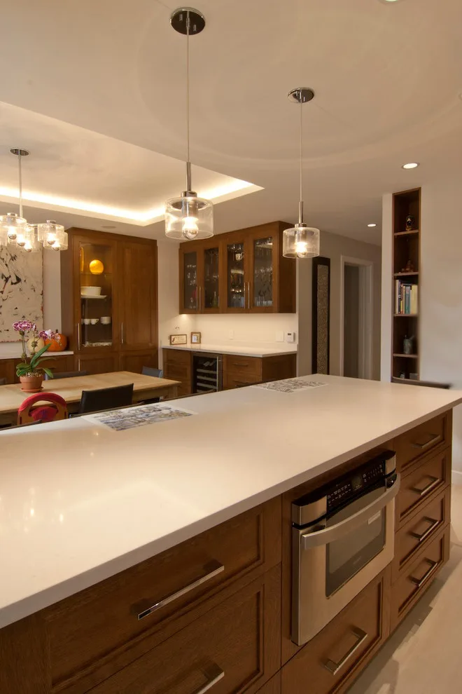 East Side Highrise Apartment by Grandeur Hills Group,Inc. - Photo 13