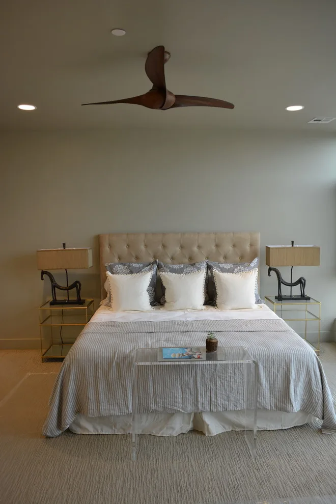 Urban8 Contemporary Townhouse Project by Renovation And Construction Services - Photo 15