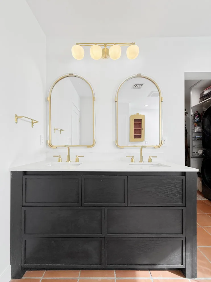 Van Nuys Restroom by Built To Perfection Inc. - Photo 5