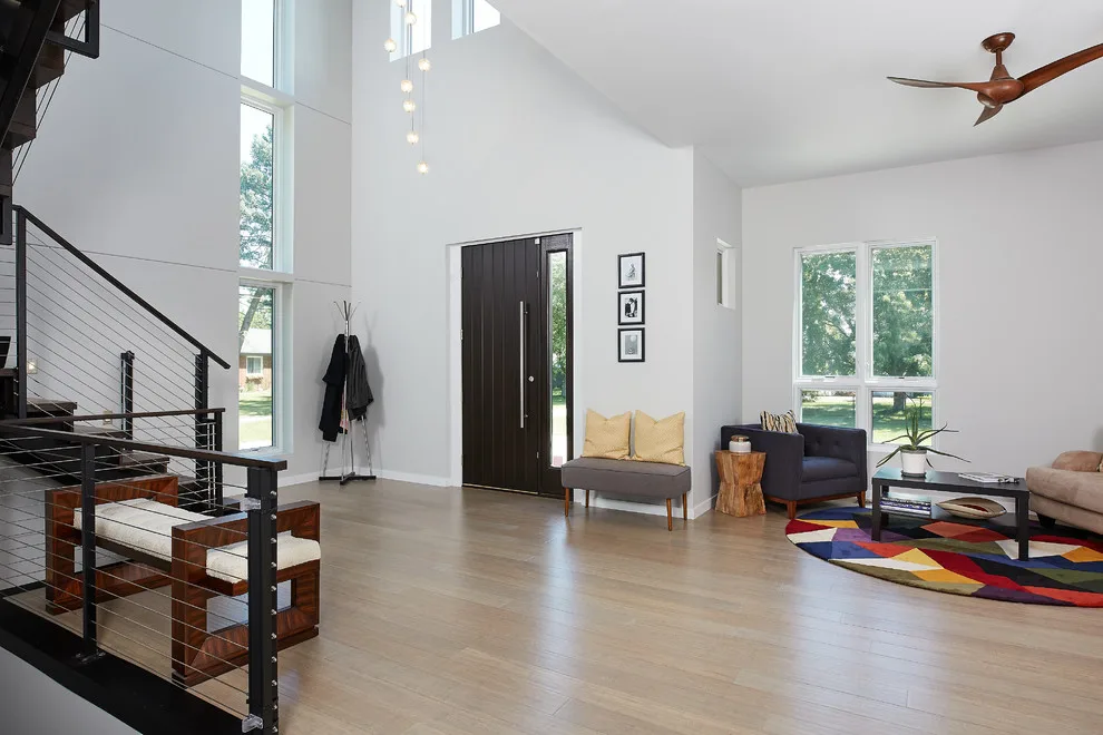 Victoria Trail - Contemporary by Berghuis Construction LLC - Photo 4