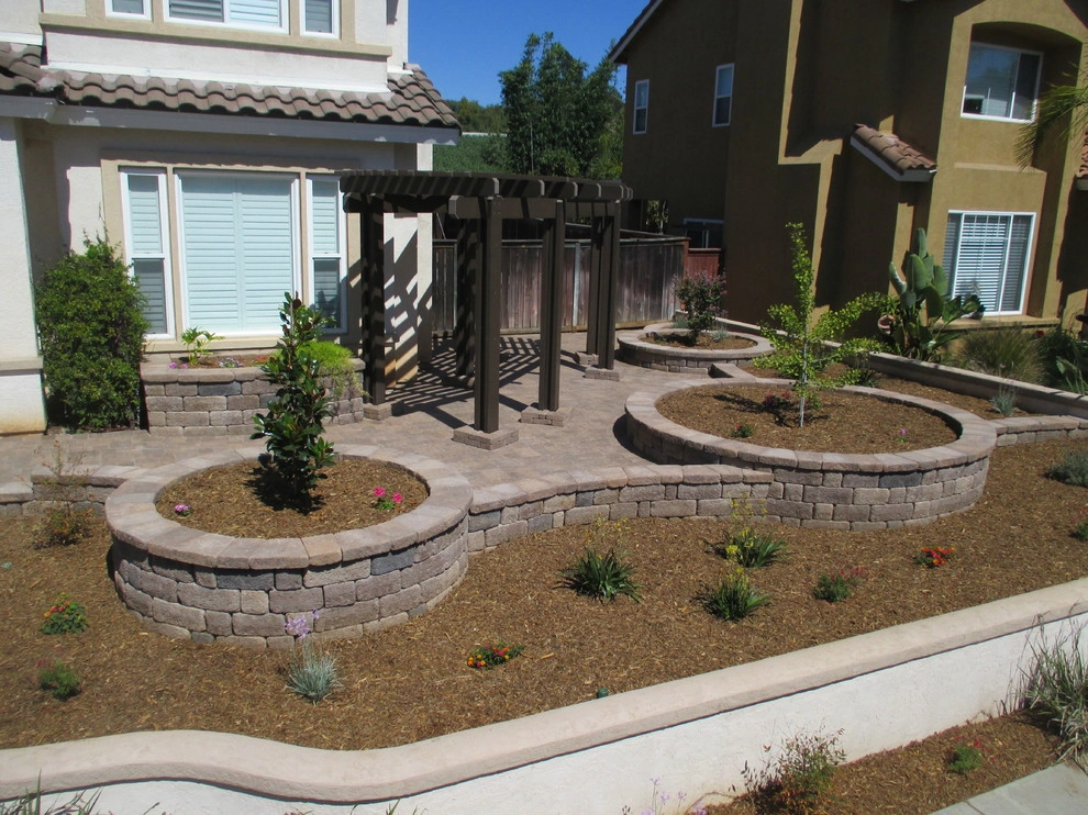 Country Manor Walls and planters by Pacific Dreamscapes - Photo 6