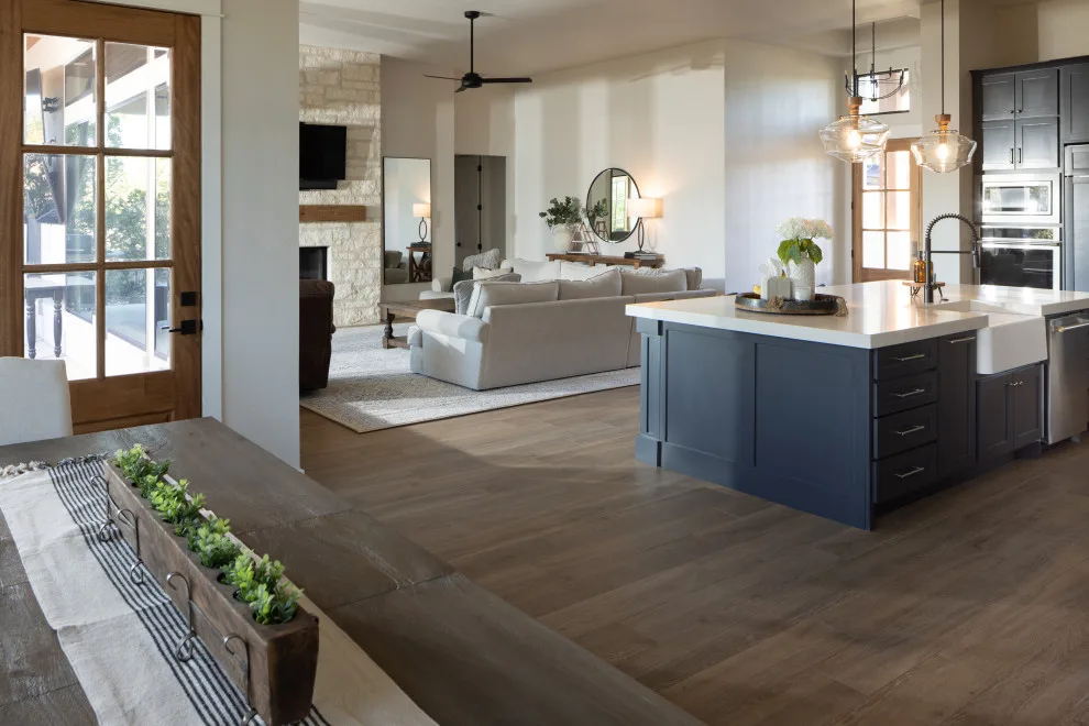 Classic Oaks Residence by Shaw Company Remodeling - Photo 3