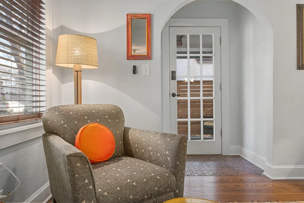 Waldo Airbnb Renovation by Crosben Contracting - Photo 17