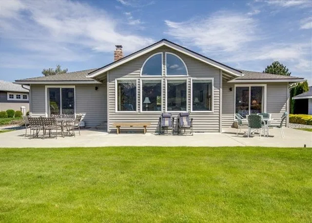 Wapato Point Rental Revamp by Apex Building Services - Photo 13