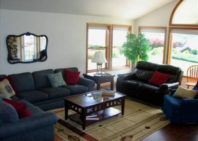 Wapato Point Rental Revamp by Apex Building Services - Photo 7